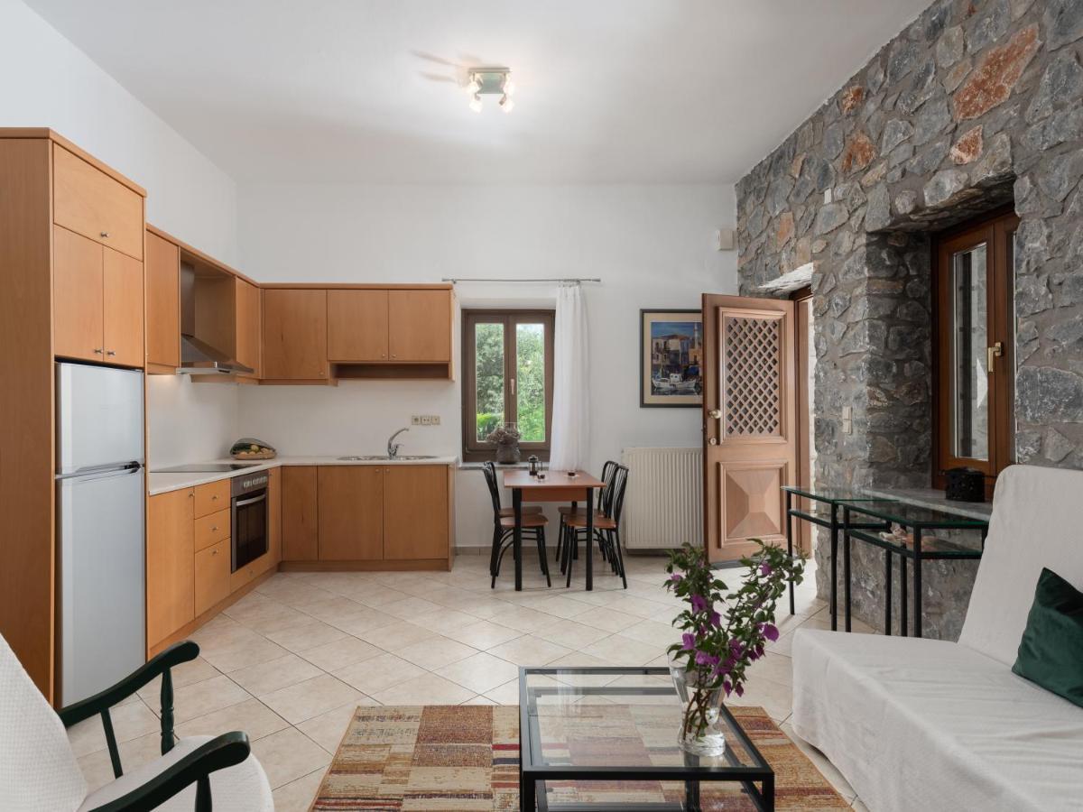 Aura Traditional Apartment Prinész Kültér fotó